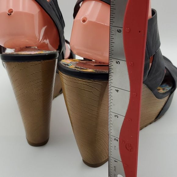 MADDEN GIRL ROMA WEDGE SANDAL. SIZE 10M. S858 - Picture 5 of 7